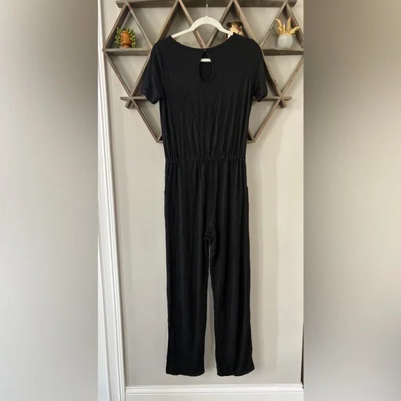 Amelia James Black Drawstring Short Sleeve Jumpsuit. NWT. Women’s size small. - Picture 3 of 5